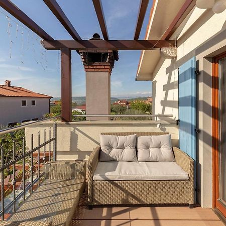 Apartma Koper Pobegi Exteriör bild