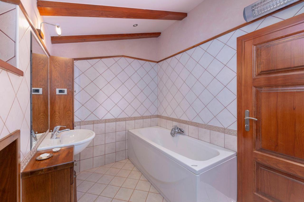 Apartma Koper Pobegi Exteriör bild