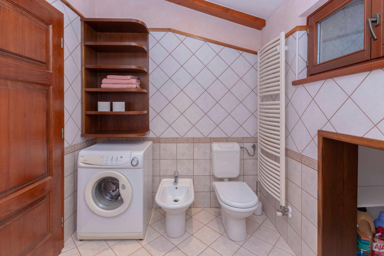 Apartma Koper Pobegi Exteriör bild