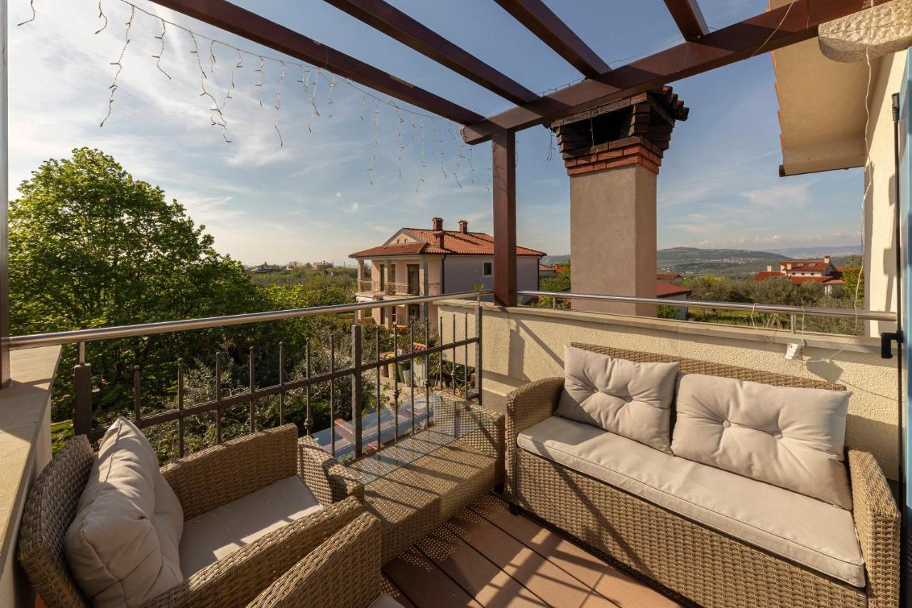 Apartma Koper Pobegi Exteriör bild